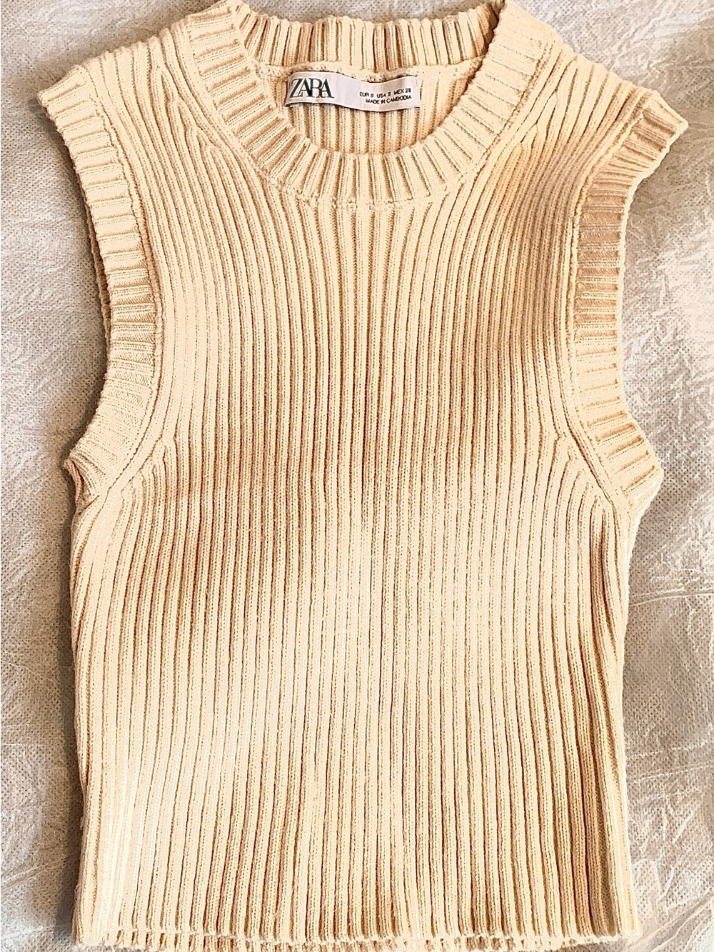 Zara Cream Ribbed Sleeveless Knit Top Size S